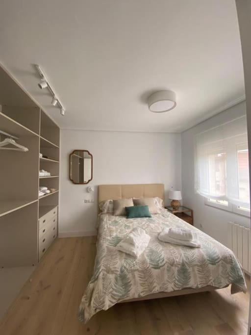 Apartamento Piso Centrico Con Garaje Privado Gratis Santander Exterior foto